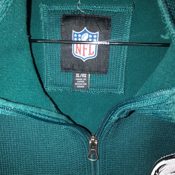 Philadelphia Eagles NFL Green Zip Up Jacket - Picture 3 of 3